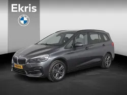 Grijs Gebruikt 2022 BMW 216 Sport Line Stationwagen | € 23.900 (Eerlijke prijs)