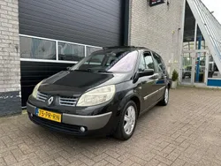 Zwart Gebruikt 2004 Renault Scénic II Komfort MPV | € 1.699 (Eerlijke prijs)