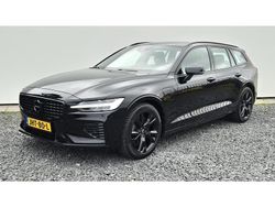 Zwart Gebruikt 2021 Volvo V60 Stationwagen | € 35.900 (Eerlijke prijs)