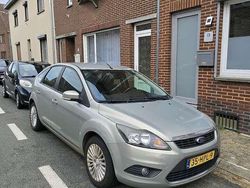 Gebruikt 2009 Ford Focus Trend Sedan | € 2.600 (Eerlijke prijs)