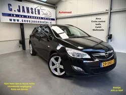 Zwart, metallic lak Gebruikt 2012 Opel Astra Edition Stationwagen | € 6.450 (Eerlijke prijs)