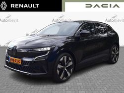 Zwart Nieuw 2025 Renault Megane E-Tech Komfort Hatchback | € 33.950 (Eerlijke prijs)
