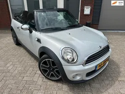 Wit, metallic lak Gebruikt 2012 Mini One Cabriolet Salt Cabriolet | € 6.999 (Eerlijke prijs)