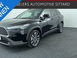 Zwart Gebruikt 2024 Toyota Corolla Cross SUV | € 32.950 (Goede deal)