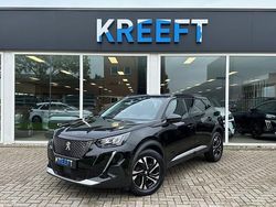 Zwart Gebruikt 2022 Peugeot 2008 Allure SUV | € 17.450 (Goede deal)