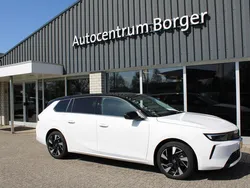 Wit Gebruikt 2023 Opel Astra Stationwagen | € 23.899 (Eerlijke prijs)