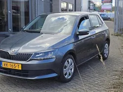 Grijs Gebruikt 2016 Skoda Fabia Ambition Hatchback | € 7.445 (Eerlijke prijs)