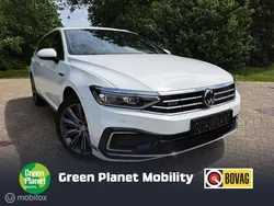 Wit Gebruikt 2021 VW Passat GTE Stationwagen | € 26.900 (Eerlijke prijs)