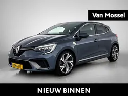 Grijs Gebruikt 2022 Renault Clio V R.S. Hatchback | € 16.900 (Iets duurder)