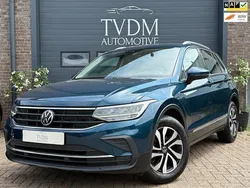 Blauw Gebruikt 2021 VW Tiguan Active SUV | € 23.495 (Eerlijke prijs)