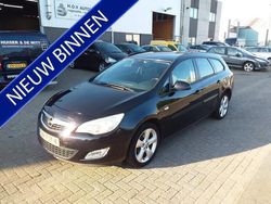 Zwart Gebruikt 2011 Opel Astra Edition Stationwagen | € 2.350 (Duur)