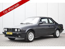 Zwart Gebruikt 1991 BMW 316 Cabriolet | € 11.950