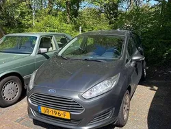 Zwart Gebruikt 2016 Ford Fiesta Ambiente Hatchback | € 5.000 (Super prijs)