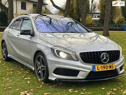 Grijs (metallic) Gebruikt 2012 Mercedes A200 Ambition Hatchback | € 9.950 (Duur)