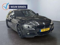 Zwart Gebruikt 2018 BMW 330e Executive Sedan | € 18.950 (Goede deal)