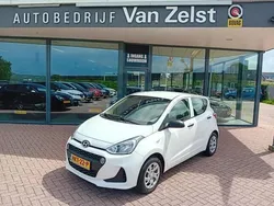 Wit Gebruikt 2017 Hyundai i10 Comfort Hatchback | € 11.950 (Eerlijke prijs)