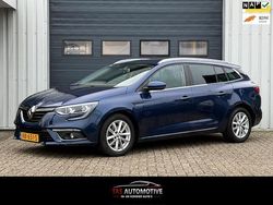 Blauw (metallic) Gebruikt 2017 Renault Mégane GrandTour Zen Stationwagen | € 6.350 (Duur)