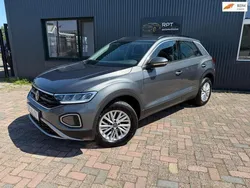 Grijs Gebruikt 2023 VW T-Roc Edition SUV | € 26.950 (Super prijs)