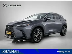 Grijs metallic Gebruikt 2022 Lexus NX350h Executive Line SUV | € 55.950 (Eerlijke prijs)