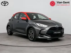 Grijs Gebruikt 2021 Toyota Yaris Edition Hatchback | € 22.499 (Eerlijke prijs)