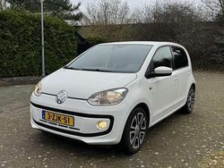 Gebruikt 2015 VW up! Hatchback | € 7.000 (Iets duurder)