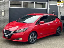 Rood Gebruikt 2018 Nissan Leaf 360º Hatchback | € 16.950