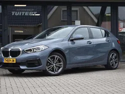Grijs Gebruikt 2023 BMW 116 Sport Line Hatchback | € 25.745 (Iets duurder)