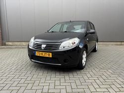 Zwart Gebruikt 2010 Dacia Sandero Ambiance Hatchback | € 1.450 (Eerlijke prijs)