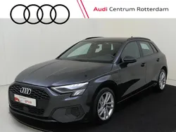 Grijs Gebruikt 2024 Audi A3 Sportback Advanced Hatchback | € 31.950 (Goede deal)