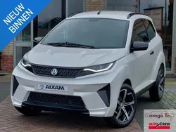 Wit Nieuw 2025 Aixam e-Crossover Hatchback | € 20.972