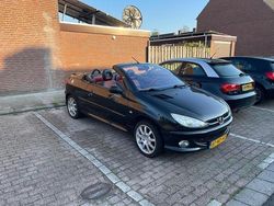 Gebruikt 2003 Peugeot 206 CC Cabriolet | € 2.299 (Duur)