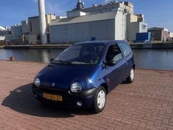 Blauw Gebruikt 1999 Renault Twingo Komfort Hatchback | € 999 (Eerlijke prijs)
