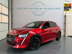 Rood, metallic lak Gebruikt 2024 Peugeot 208 GT Hatchback | € 23.799