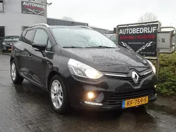Zwart Gebruikt 2017 Renault Clio GrandTour LIMITED Stationwagen | € 6.999 (Eerlijke prijs)