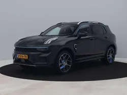 Zwart, metallic lak Gebruikt 2024 Lynk & Co 01 SUV | € 29.900 (Eerlijke prijs)