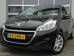 Zwart Gebruikt 2016 Peugeot 208 Hatchback | € 4.400 (Eerlijke prijs)