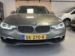 Grijs Gebruikt 2018 BMW 318 Sedan | € 14.950 (Goede deal)