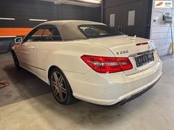 Wit Gebruikt 2010 Mercedes E250 Avantgarde Cabriolet | € 5.500