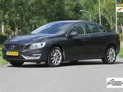 Grijs Gebruikt 2013 Volvo S60 Summum Sedan | € 13.950