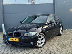 Zwart Gebruikt 2011 BMW 318 Luxury Line Sedan | € 3.950 (Super prijs)