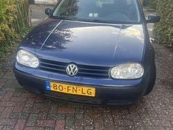Blauw Gebruikt 2000 VW Golf IV Trendline Hatchback | € 800 (Super prijs)