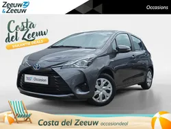 Grijs Gebruikt 2020 Toyota Yaris Hybrid Active Hatchback | € 15.940 (Goede deal)