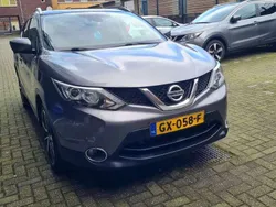 Grijs Gebruikt 2015 Nissan Qashqai Tekna SUV | € 13.750 (Eerlijke prijs)