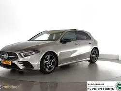 Grijs Gebruikt 2021 Mercedes A180 Business Hatchback | € 29.950 (Eerlijke prijs)
