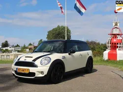 Wit, metallic lak Gebruikt 2008 Mini Cooper S Clubman Chili Stationwagen | € 7.950 (Eerlijke prijs)