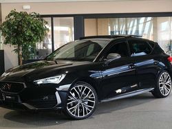 Zwart (metallic) Gebruikt 2021 Cupra Leon VZ2 Hatchback | € 27.450 (Iets duurder)