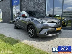 Grijs Gebruikt 2017 Toyota C-HR SUV | € 17.450 (Iets duurder)