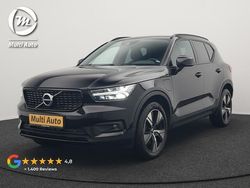 Zwart Gebruikt 2022 Volvo XC40 R-Design SUV | € 35.930 (Eerlijke prijs)