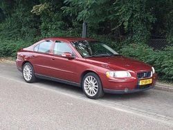 Rood Gebruikt 2007 Volvo S60 Sedan | € 3.300 (Super prijs)