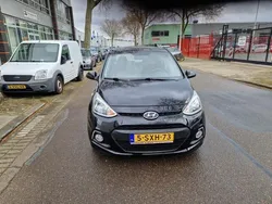 Zwart Gebruikt 2014 Hyundai i10 Hatchback | € 7.950 (Eerlijke prijs)